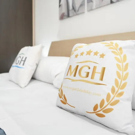 Michelangelo Peschiera Apartment