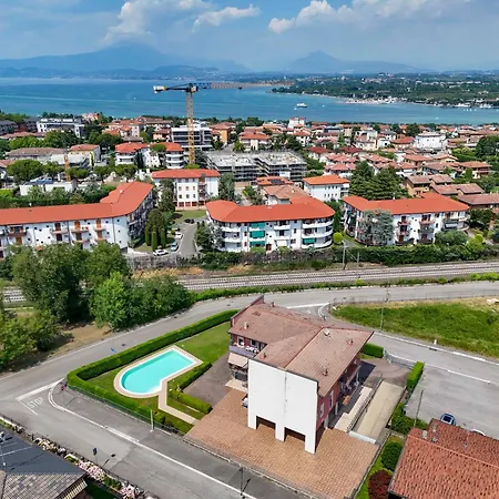 Michelangelo Peschiera Apartman *
